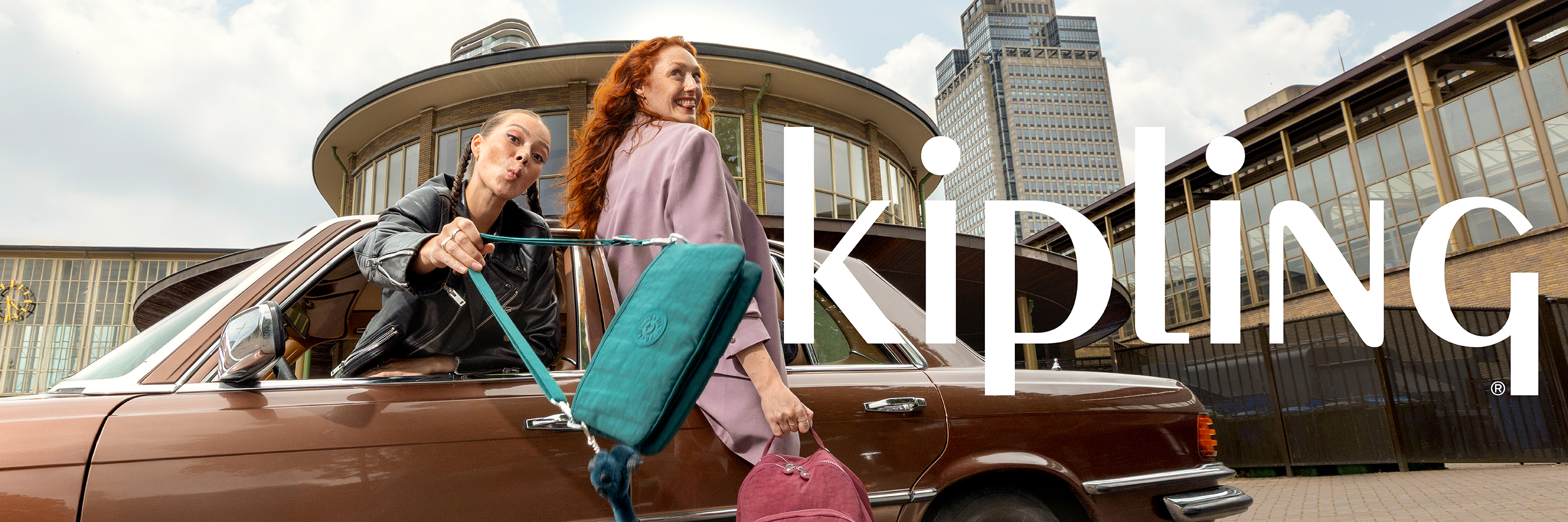 Basic (Tailored Green/Blending Blues/Dark Lobby)