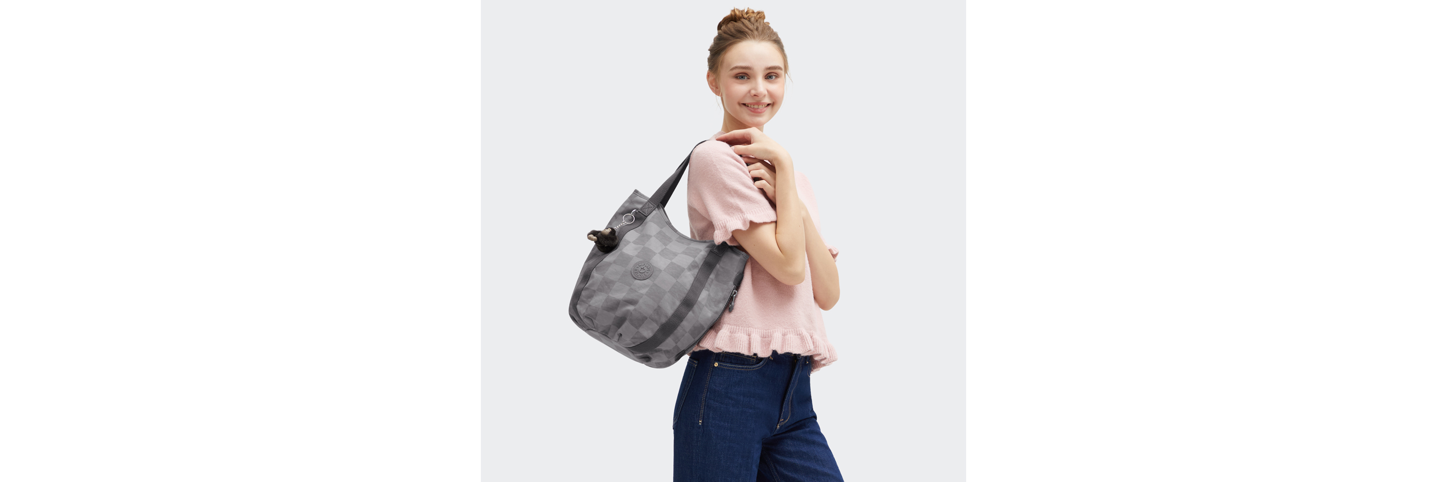 ＼大人気の日本限定ショルダーバッグ／インスタグラムキャンペーン