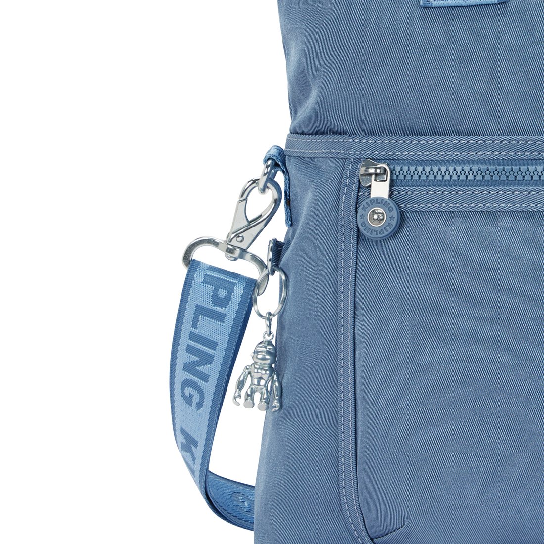 スパークリーブルー