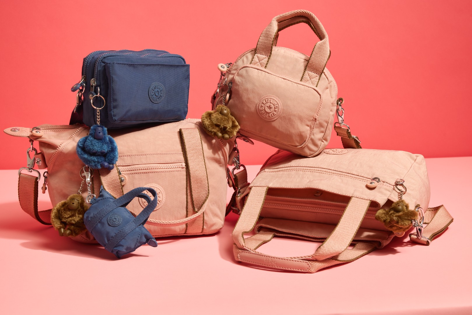 カジュアルブルー